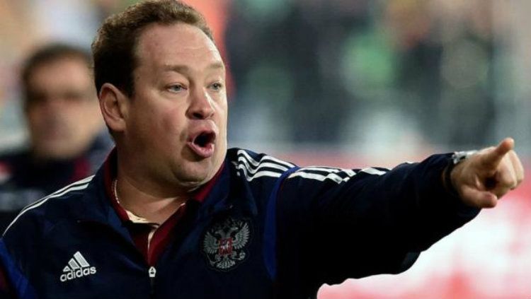 Lenoid Slutsky, eks manajer klub Liga Inggris Hull City. Copyright: © BBC