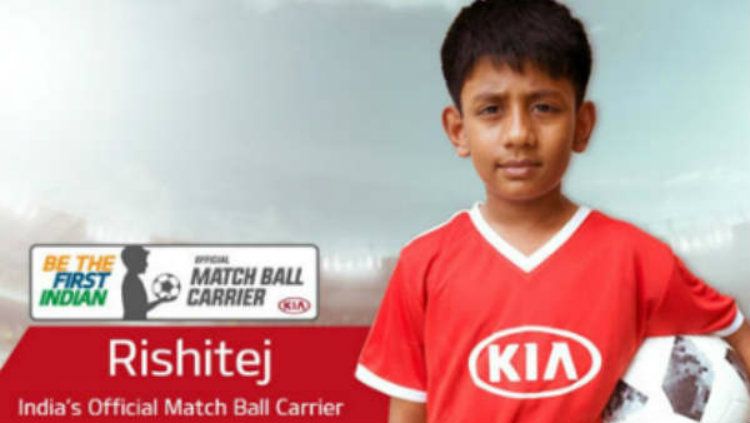 Rishi Tej berhasil memecahkan rekor anak India pertama yang hadir di Piala Dunia. Copyright: © MyKhel Telugu
