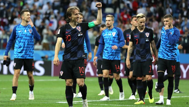 Luka Modric selebrasi usai laga Argentina vs Kroasia di Piala Dunia 2018. Copyright: © Getty Images