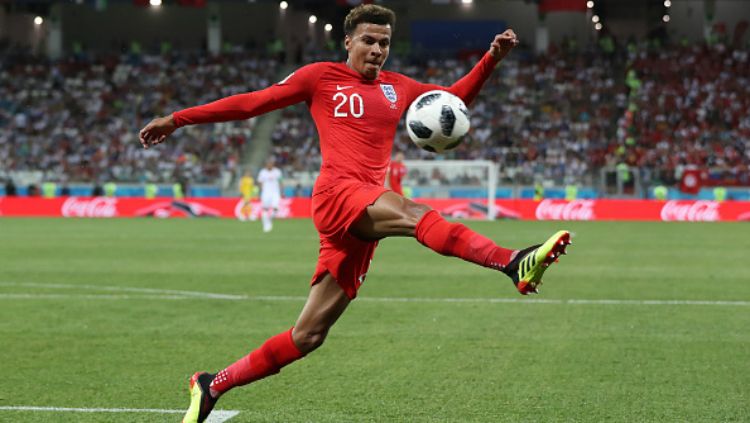 Dele Alli dalam laga Inggris vs Tunisia di Piala Dunia 2018. Copyright: © Getty Images