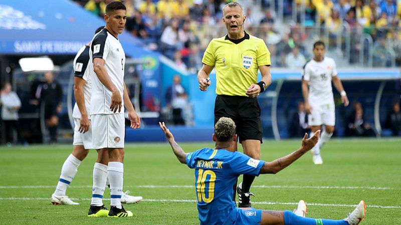 Neymar saat laga Brasil vs Kosta Rika di Piala Dunia 2018 Copyright: © Getty Images