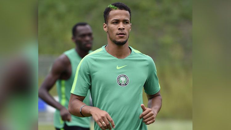 Gaya rambut unij William Troost-Ekong di Piala Dunia 2018. Copyright: © AFP