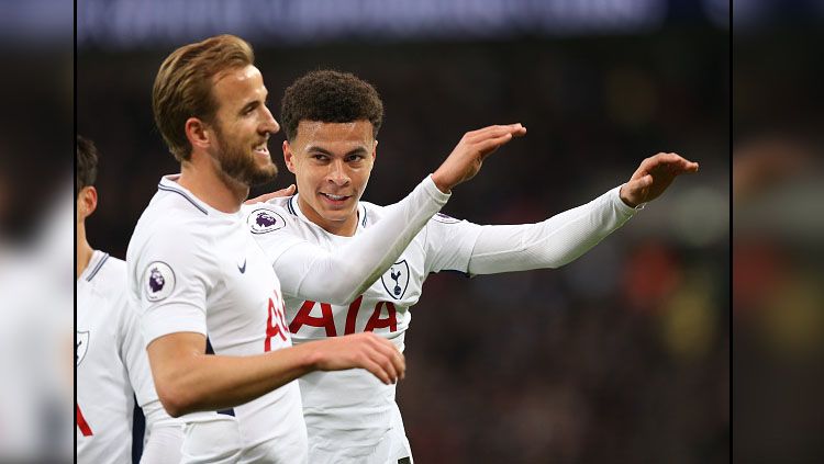 Harry Kane dan Dele Alli saat bermain bagi Tottenham Hotspur. Copyright: © Getty Images