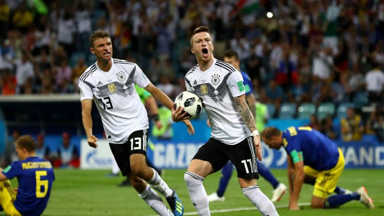 Marco Reus merayakan golnya ke gawang Swedia. Copyright: © Getty Images