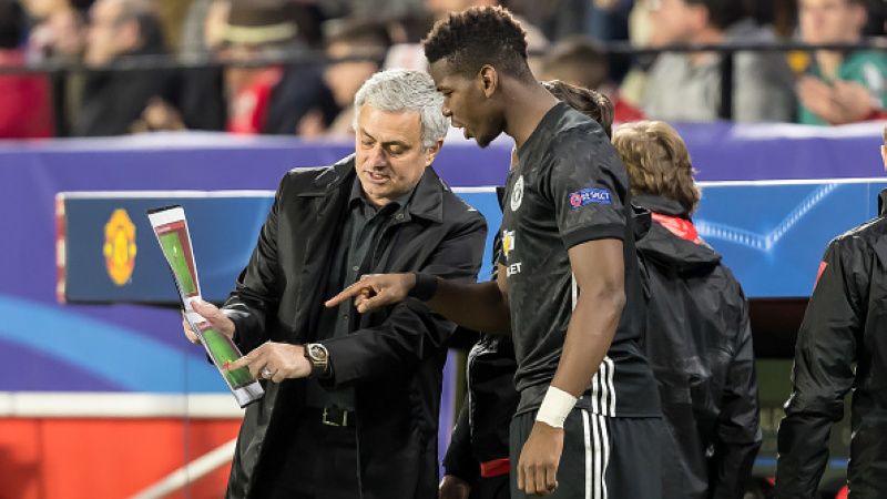 Jose Mourinho dan Paul Pogba di Manchester United Copyright: © Getty Images