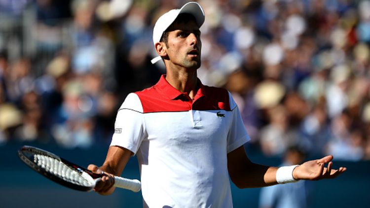 Novak Djokovic jadi runner up Quee's Club usai kalah dari Marin Cilic. Copyright: © Getty Images