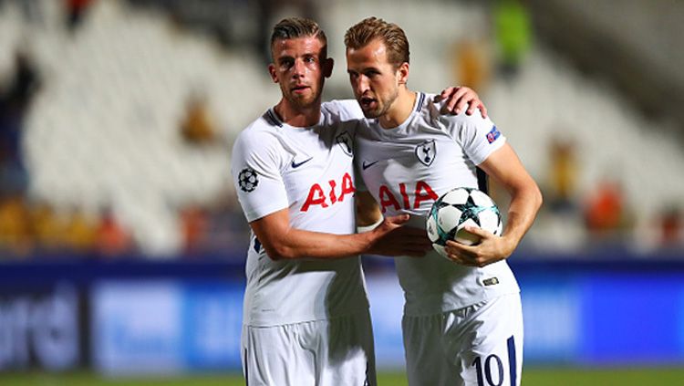 Toby Alderweireld dan Harry Kane, dua bintang Tottenham Hotspur. Copyright: © Getty Images