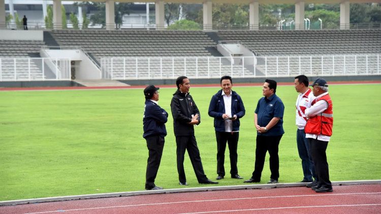 Presiden Jokowi ditemani Menteri PUPR Basuki Hadimuljono, Menpora Imam Nahrawi, hingga Ketua INASGOC Erick Thohir berkunjung ke GBK jelang Asian Games 2018 Copyright: © pu.go.id