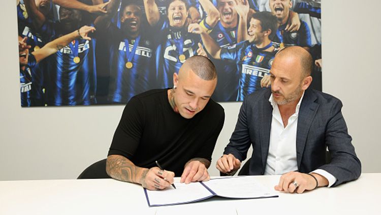 Radja Nainggolan resmi ke Inter Milan. Copyright: © Getty Images