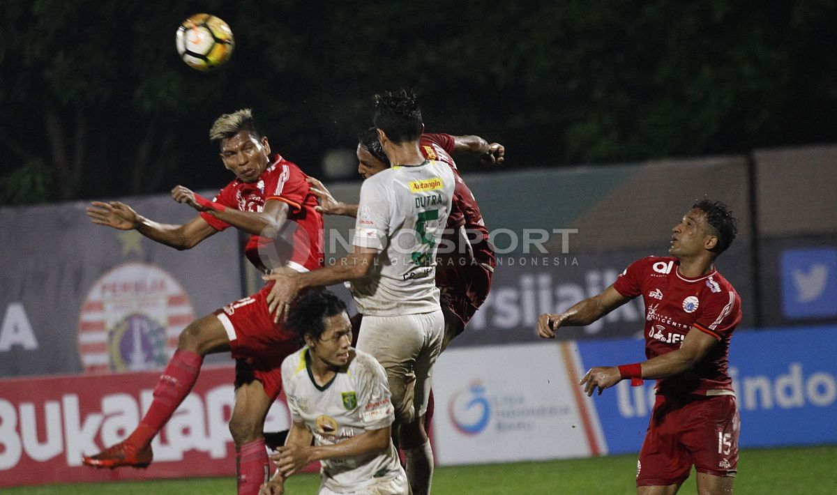 Persija Jakarta vs Persebaya Surabaya Copyright: © Herry Ibrahim/Soicaumienbac.cc