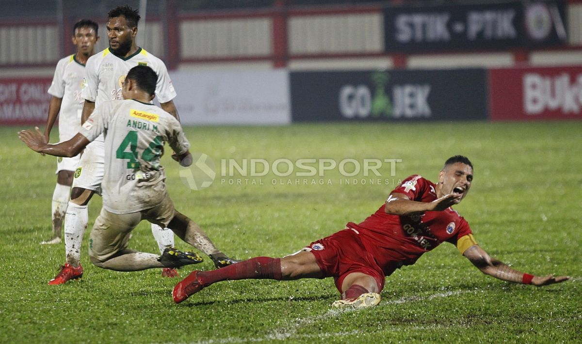 Persija Jakarta vs Persebaya Surabaya Copyright: &copy; Herry Ibrahim/Indosport.com