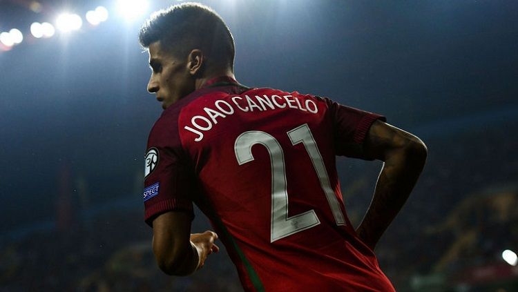 Joao Cancelo, rekan Ronaldo di Timnas Portugal. Copyright: © Sky Sports.