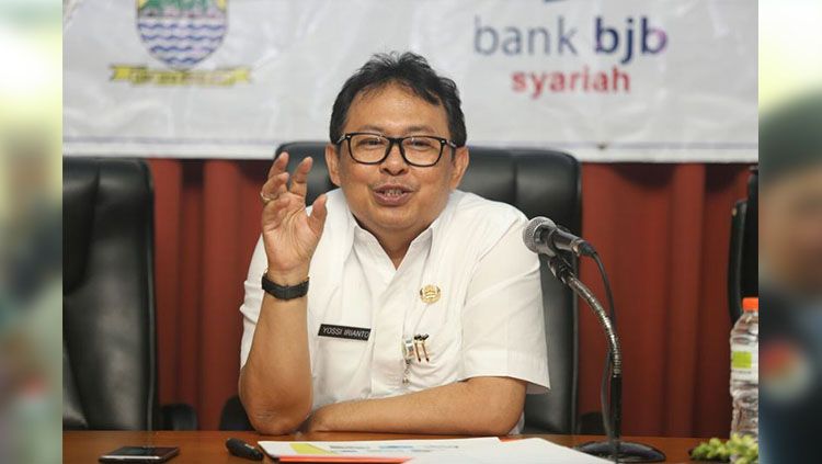 Yossi Irianto merupakan mantan sekretaris dan manajer Persib Bandung. Copyright: © balkot.com