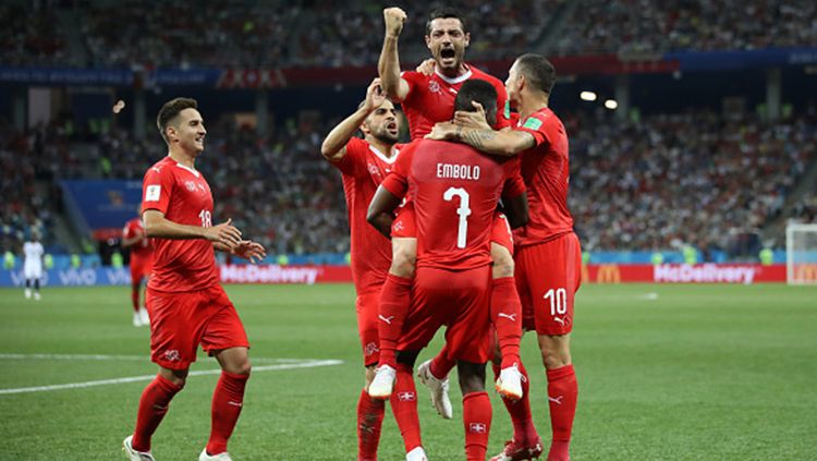 Selebrasi pemain Swiss di Piala Dunia 2018. Copyright: © Getty Images