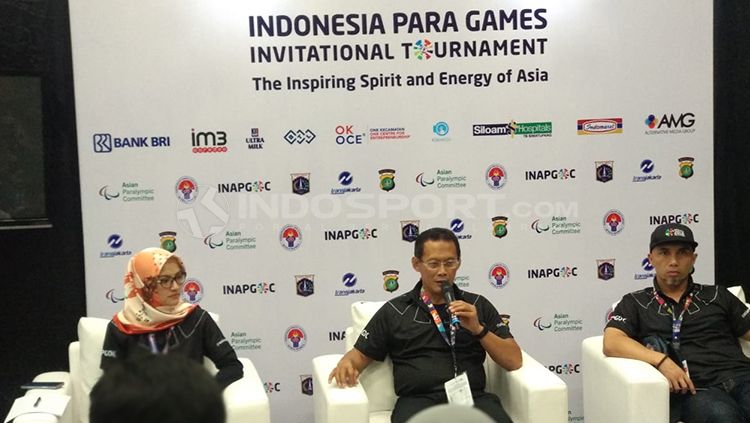 Taufik Yudi (tengah) dalam konferensi pers Tes Event Asian Games 2018. Copyright: © Zainal Hasan/INDOSPORT