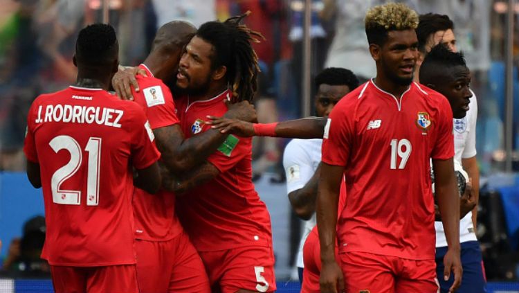 Selebrasi para pemain Panama usai cetak gol di Piala Dunia 2018. Copyright: © Getty Images