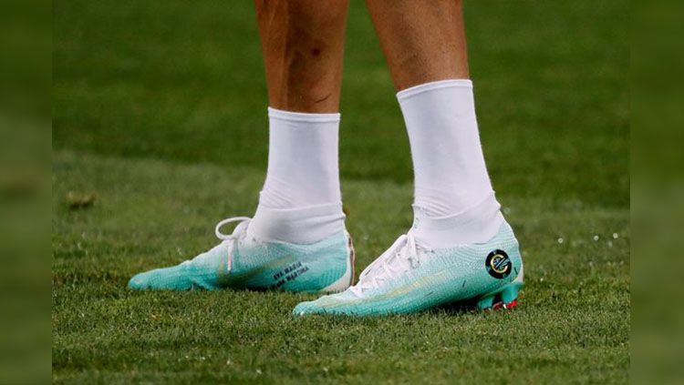 Sepatu Cristiano Ronaldo di babak 16 besar Piala Dunia 2018. Copyright: © Reuters