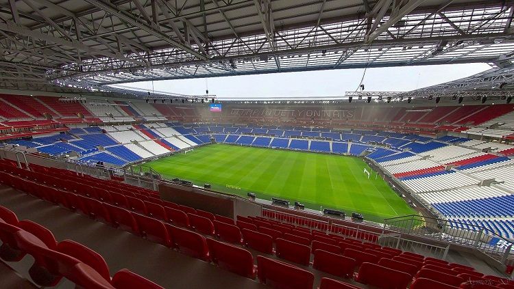 Parc Olympique Lyonnaise. Copyright: © StadiumDB.com