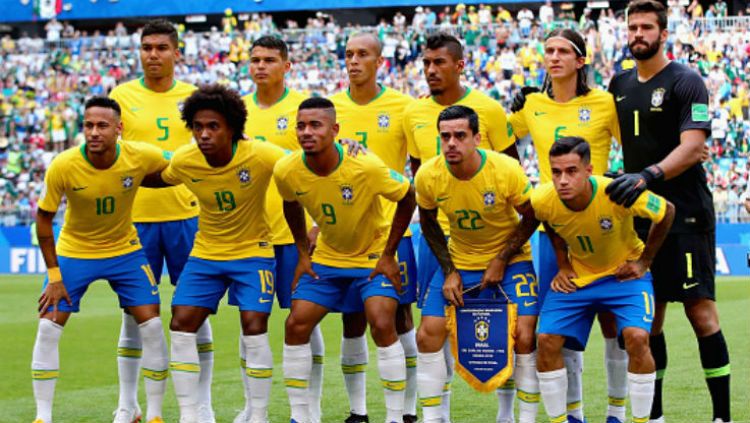Timnas Brasil di Piala Dunia 2018 saat menjalani babak 16 besar Piala Dunia 2018. Copyright: © Getty Images