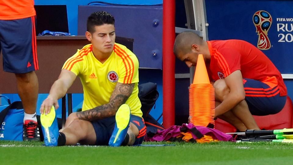 James Rodriguez 'diasingkan' dari skuat Kolombia karena cedera. Copyright: © The Sun