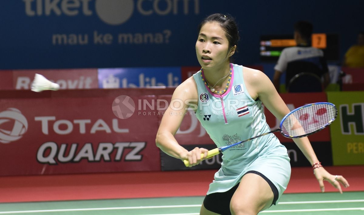 Rachanok Intanon, menjadi lawan Gregoria Mariska di babak kedua Indonesia Open 2018. Copyright: © Herry Ibrahim/Soicaumienbac.cc