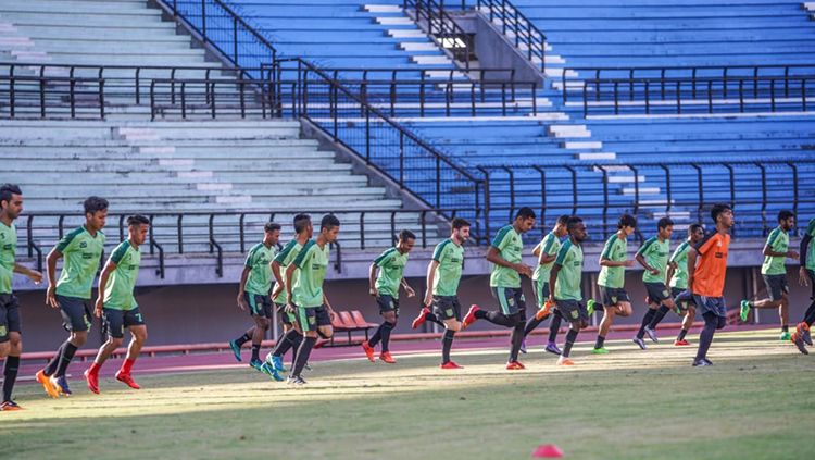 Suasana latihan pemain Persebaya Surabaya. Copyright: © Media Persebaya