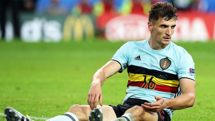 Bek sayap Belgia, Thomas Meunier, mengaku frustrasi meski menang atas Brasil. Copyright: © Daily Mail