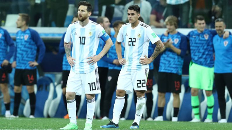 Cristian Pavon (kanan) dan Lionel Messi di Timnas Argentina. Copyright: © Getty Images