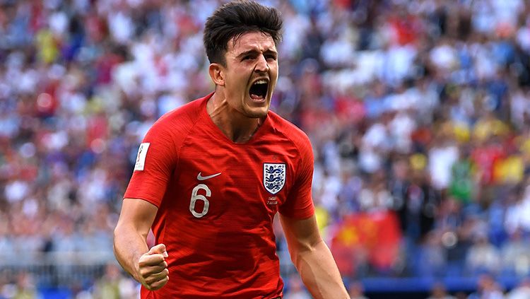 Harry Maguire selebrasi atas gol debutnya bersama Inggris. Copyright: © Getty Images