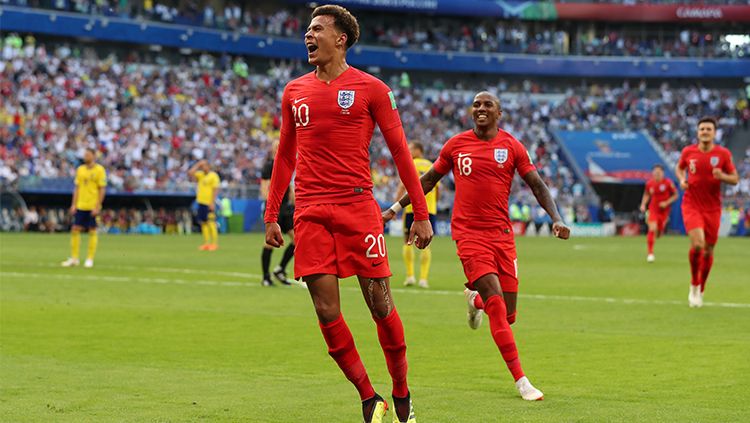 Dele Alli ketika bermain untuk Timnas Inggris. Copyright: © Getty Images