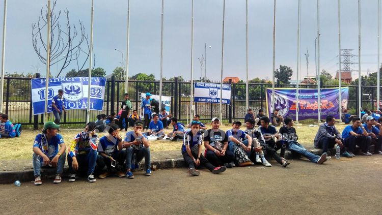 Situasi Stadion GBLA menjelang kick off pertandingan Persib kontra PSIS. Copyright: © Arif Rahman/INDOSPORT