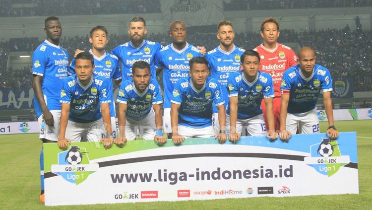 Skuat Persib Bandung pada laga kontra PSIS Semarang. Copyright: © Arif Rahman/INDOSPORT