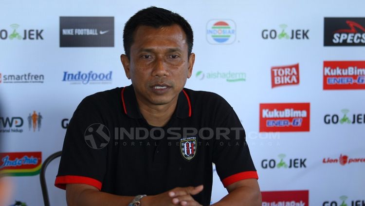 Pelatih Bali United, Widodo Cahyono Putro dalam jumpa pers. Copyright: © Wira Wahyu Utama/INDOSPORT