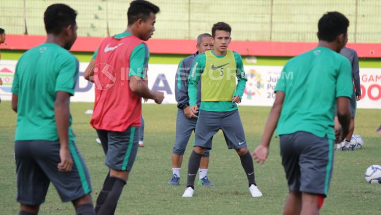 Egy Maulana bergabung dalam latihan Timnas U19. Copyright: © INDOSPORT/Fitra Herdian