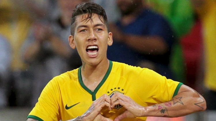 Roberto Firmino berseragam Timnas Brasil Copyright: © the telegraph