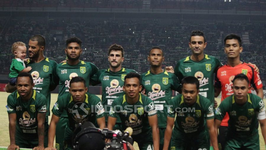 Skuat Persebaya Surabaya. Copyright: © Fitra Herdian/Football265.com