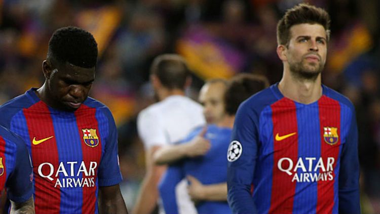 Samuel Umtiti (kiri) dan Gerard Pique. Copyright: © Marca