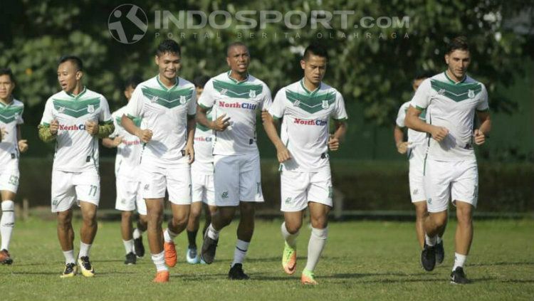 Para pemain PSMS Medan di sesi latihan. Copyright: © INDOSPORT/Kesuma Ramadhan