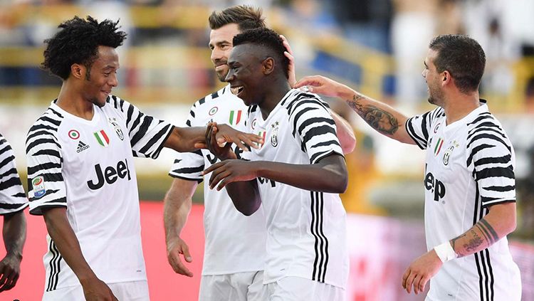 Selebrasi Moise Kean bersama rekan-rekannya di Juventus. Copyright: © Getty Images