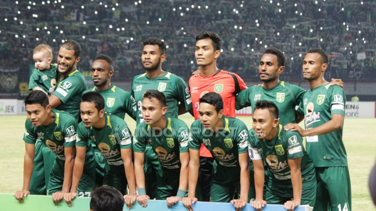 Skuat Persebaya Surabaya Copyright: © Fitra Herdian/Indosport.com