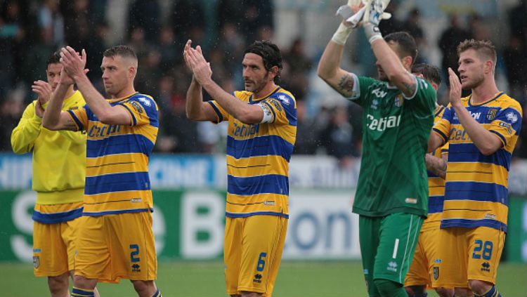 Para pemain Parma Calcio. Copyright: © Getty Images