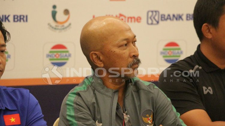 Pelatih TImnas U-16, Fakhri Husaini. Copyright: © Fitra Herdian/INDOSPORT