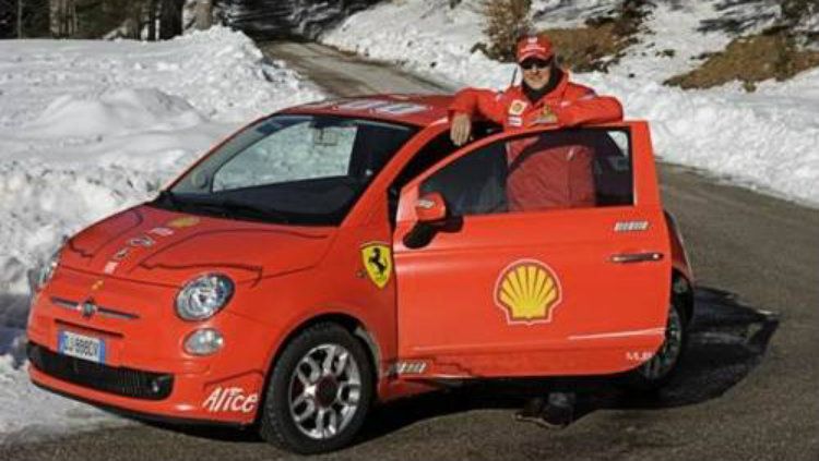 Michael Schumacher, pembalap Formula 1 yang tidak suka mobil mewah Copyright: © http://formulasantander.com