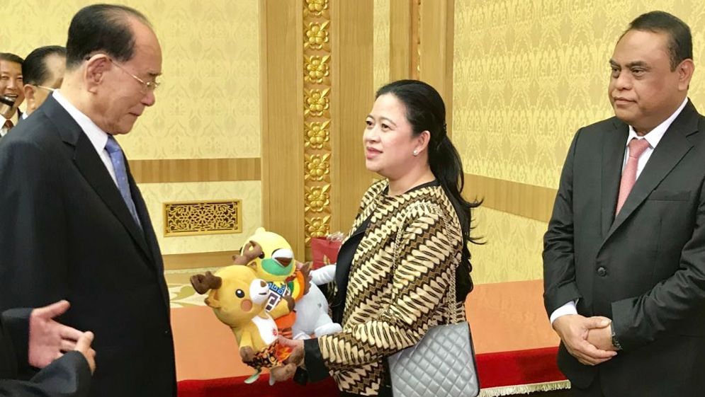Puan Maharani antar langsung undangan Asian Games untuk Kim Jong Un. Copyright: © Tim Media Chef de Mission (CdM) Kontingen Indonesia