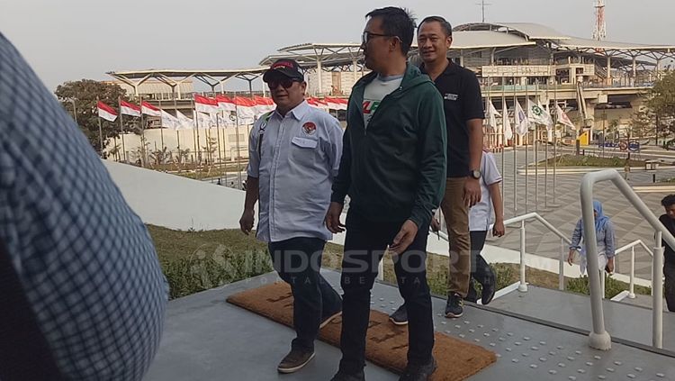 Imam Nahrawi tinjau venue Veldrome Rawamangun. Copyright: © Annisa Hardjanti/INDOSPORT