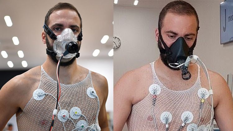 Gonzalo Higuain menjalani tes kebugaran di J-Medical. Copyright: © Getty Images
