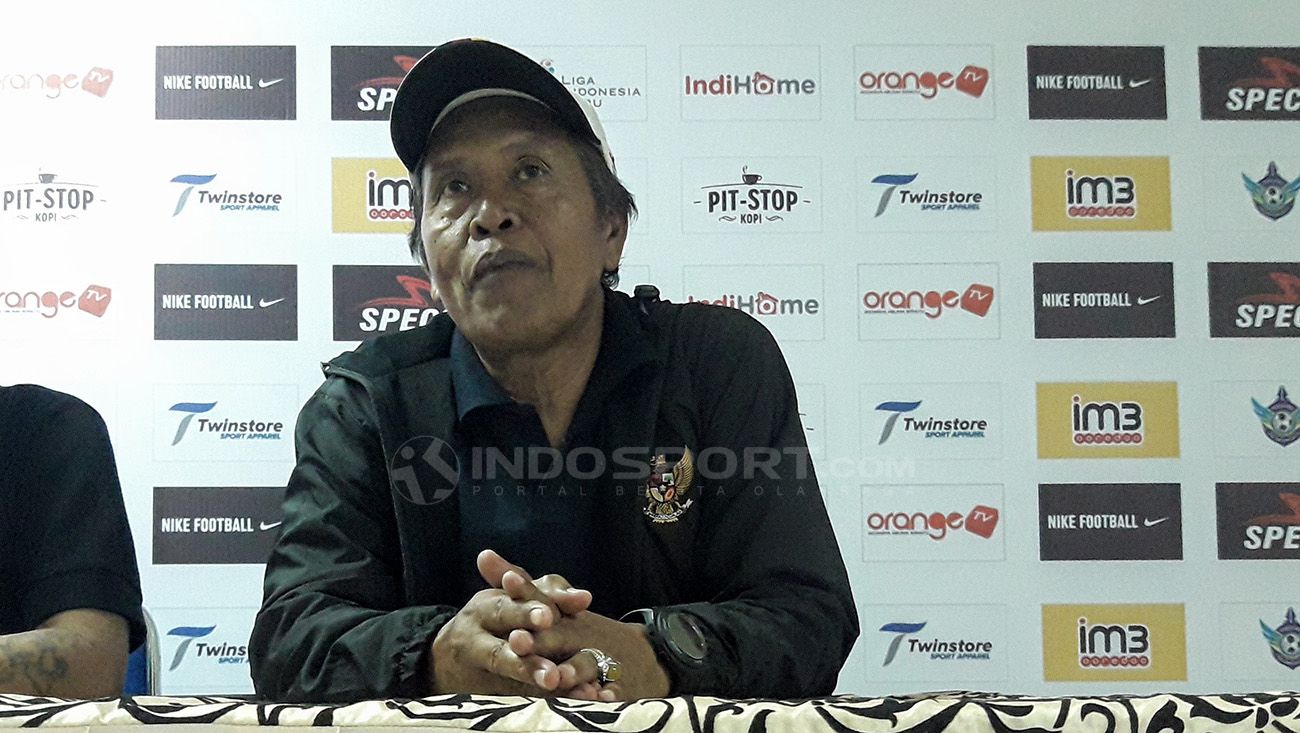 Pelatih Persegres Gresik United, Sanusi Rahman. Copyright: © Ian Setiawan/Indosport.com