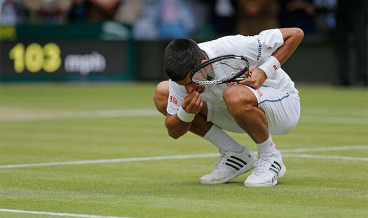 Ritual Petenis Serbia, Novak Djokovic usai Memenangkan Gelar All England Club Copyright: © Express UK