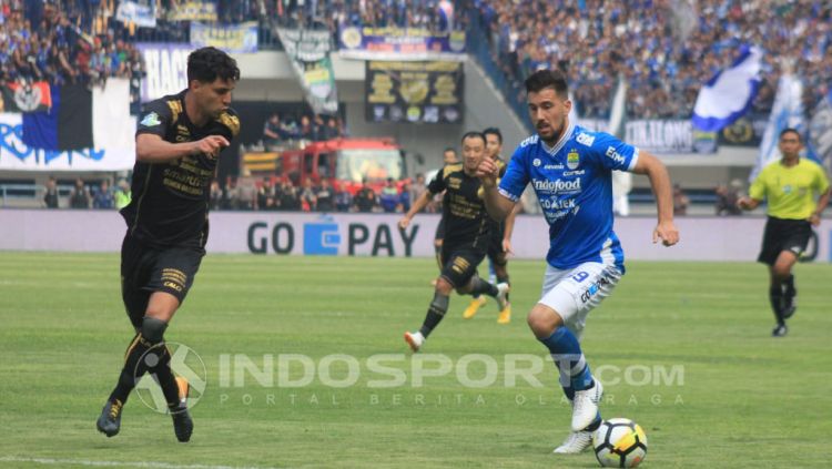 Persib Bandung vs Sriwijaya FC Copyright: © INDOSPORT/Arif Rahman