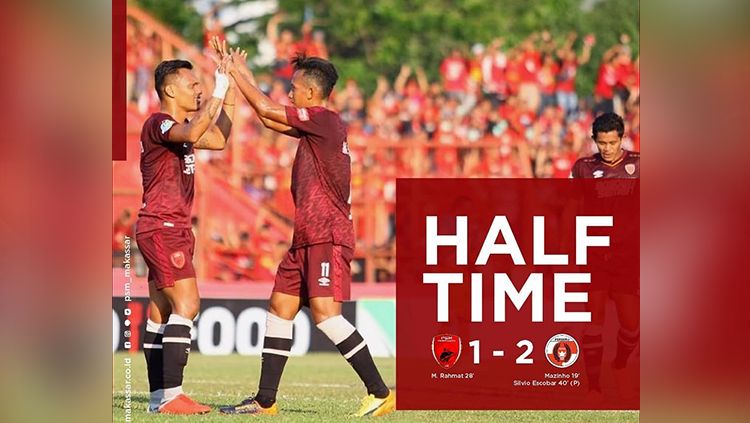 Babak pertama PSM Makassar vs Perseru. Copyright: © PSM Makassar
